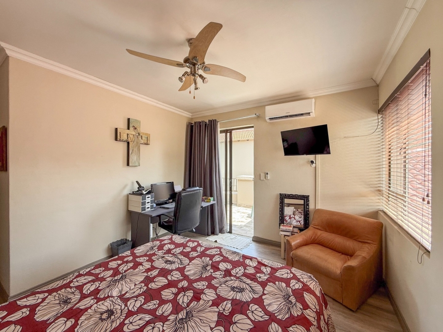 3 Bedroom Property for Sale in Xanadu Nature Estate North West